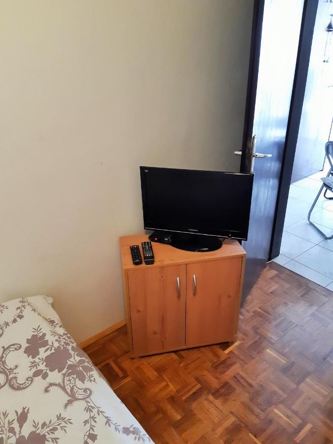 Dalmatino Apartmani Vir Exterior foto