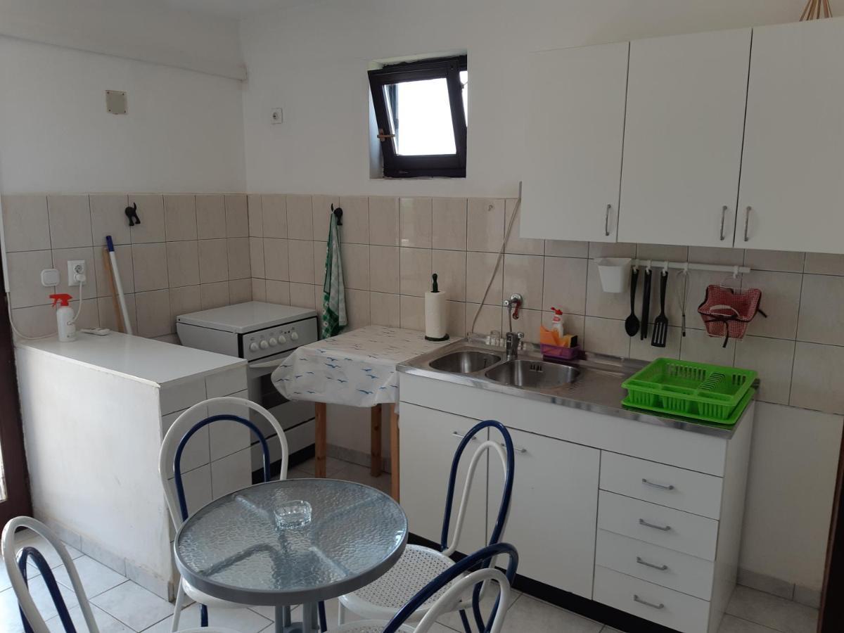 Dalmatino Apartmani Vir Exterior foto